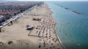 Kocaeli ve Sakarya sahillerinde 390 kişi boğulmaktan kurtarıldı