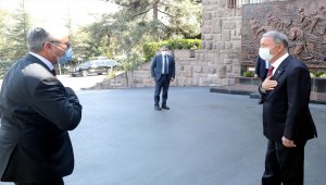 Milli Savunma Bakanı Akar, Libya İçişleri Bakanı Fethi Başağa ile görüştü