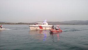 Muğla'da denizde boğulma tehlikesi geçiren 3 kişiden 2'si kurtarıldı, biri kayboldu
