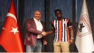 Samsunspor, Ganalı kanat oyuncusu Edwin Gyasi'yi transfer etti