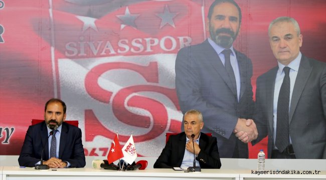 Sivasspor, Rıza Çalımbay'la sözleşme imzaladı 