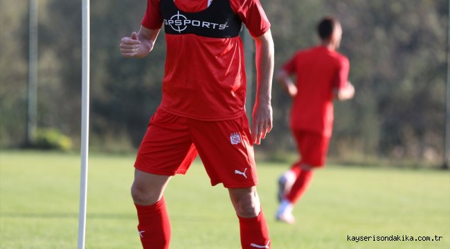 Sivasspor, yeni sezon hazırlıklarını Bolu'da sürdürüyor