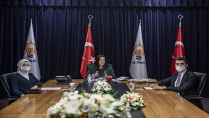 Siyasi partiler videokonferans aracılığıyla bayramlaştı