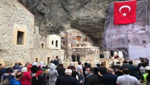 Sümela Manastırı'nda ayin başladı