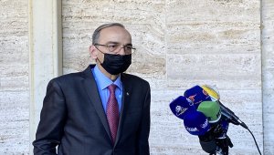 Suriye Anayasa Komitesi toplantılarının üçüncü turuna Kovid-19 engeli