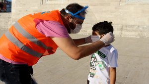 Suriye Evi Derneği, İstanbul'da 4 bin maske dağıttı