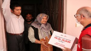 Türk Kızılay Kayseri'de kurban eti dağıttı