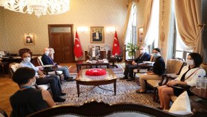 UNICEF Türkiye Temsilcisi Duamelle, Hatay Valisi Doğan'ı ziyaret etti