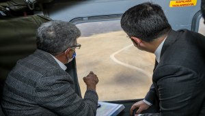 Van Valisi Bilmez, Türkiye-İran sınırında yapımı süren güvenlik duvarını inceledi