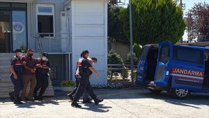 Yalova'da telefonla 1 milyon lira dolandırdıkları iddia edilen iki şüpheli tutuklandı