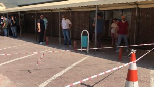 Adana'da hastane bahçesinde silahlı saldırı: 2 yaralı