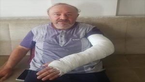 Afyonkarahisar'da nacakla saldırıya uğrayan muhtar kolundan yaralandı