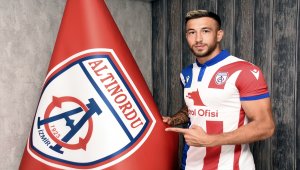 Altınordu, Ahmet Dereli'yi transfer etti