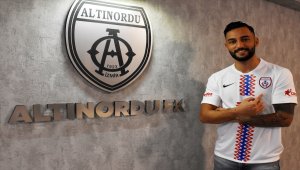 Altınordu, Emre Nefiz'i transfer etti