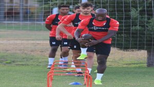Antalyaspor, günü çift idmanla tamamladı