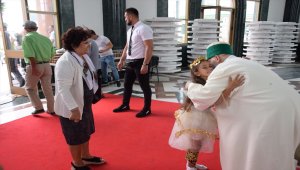 Arnavutluk'ta muharrem ayı dolayısıyla aşure ikramı