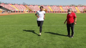 "Atletizmin altın çocuğu" gözünü dünya şampiyonluğuna dikti
