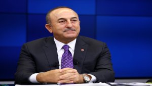 Bakan Çavuşoğlu: "(Macron'un) Azerbaycan toprakları için endişe duymazken, Ermenistan'a dayanışma göstermesi işgali desteklemesi anlamına gelir"