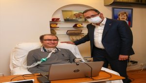 Bakan Kasapoğlu, ALS-MNH Derneği Başkanı İsmail Gökçek'i ziyaret etti