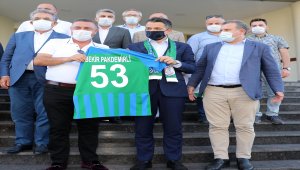 Bakan Pakdemirli, Rize'de incelemelerde bulundu