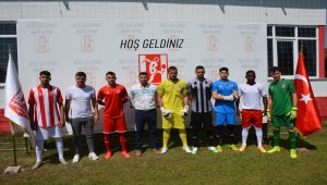 Balıkesirspor'un yeni sezon formaları tanıtıldı
