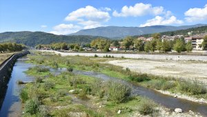 Bartın Ulus'ta bulantı ve ishal vakaları nedeniyle şebeke suyundan numune alındı
