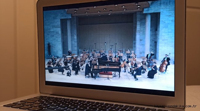 Bilkent Senfoni Orkestrası ile Gökhan Aybulus müzikseverlerle buluştu