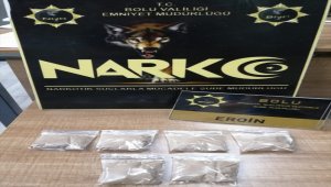 Bolu&#39;da iç çamaşırından uyuşturucu çıkan şüpheli tutuklandı