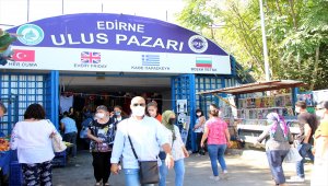 Çevre ve Şehircilik Bakanı Murat Kurum: "(Malatya ve Elazığ'daki depremzedeler için yapılan konutlar) Toplamda 24 bin 500 konutun 10 binini yıl sonuna kadar teslim ediyor olacağız. Etaplar halinde de en geç mayıs-haziran ayına kadar 24 bin 500 konut Elazı