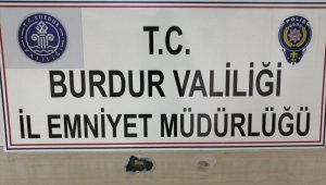 Burdur'da uyuşturucu operasyonunda 2 kişi tutuklandı