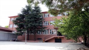 Çankırı'da karantina kurallarını ihlal eden 2 kişinin yurda yerleştirilmesi
