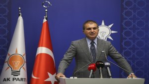 Çelik: "(Doğu Akdeniz) Fransızların oraya Rafale uçaklarını getirerek ya da Güney Kıbrıs'la tatbikat yaparak elde edeceği hiçbir şey yok. Bütün bu diplomasinin sonucu Yunan hükümetinin ağır yenilgisiyle sonuçlanacaktır."