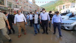 Çevre ve Şehircilik Bakanı Kurum, Dereli'de incelemelerde bulundu