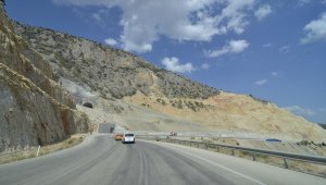 Çorum'daki Kırkdilim Tünelleri'nde ikinci ışık görüldü 