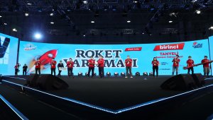 Cumhurbaşkanı Erdoğan, uluslararası ödüllü minik müzisyenleri dinledi