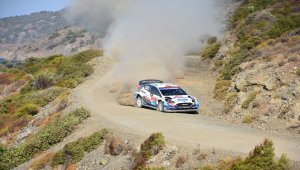 Dünyaca ünlü ralli pilotları, Türkiye Rallisi'nde zorlu parkurlarda mücadele ediyor