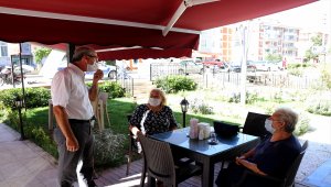 Edirne'de Kovid-19 denetimlerinde 70 yaşındaki Gülay Yıldırım'dan maske takmayanlara sitem: