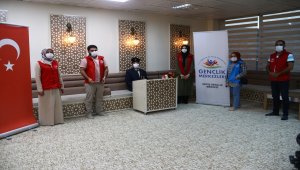 "Efsane tank"ın şoförü gençlerle buluşarak hatıralarını paylaştı