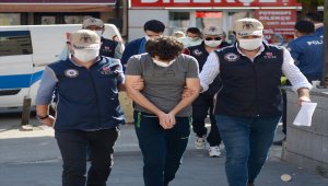 Eskişehir'de FETÖ'nün askeri yapılanmasına operasyon: 6 gözaltı
