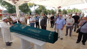 Gazeteci-yazar Osman Akkuşak son yolculuğuna uğurlandı