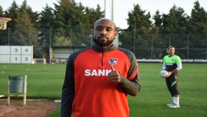 Gaziantep FK'nin stoperi Kana Bıyık: "Umarım Trabzonspor maçıyla çıkışı yakalarız"