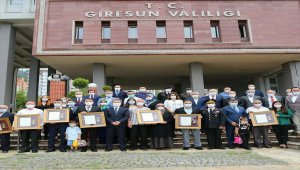 Giresun'da şehit yakınları ve gazilere "Devlet Övünç Madalyası ve Beratı" verildi