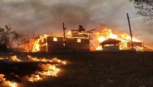 GÜNCELLEME - Kastamonu'da çıkan orman yangınına müdahale ediliyor
