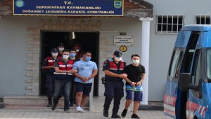 GÜNCELLEME - Sürat teknesiyle Yunanistan'a kaçmaya çalışan FETÖ şüphelileri yakalandı