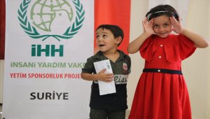 İHH'den İdlib ve Halep'te 9 bin 337 yetim için nakdi yardım
