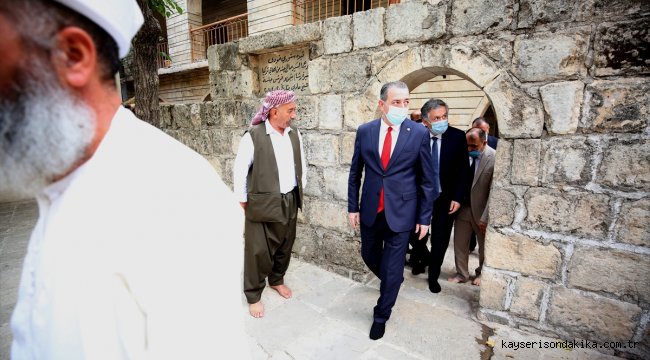 IKBY'deki Türk heyeti Ezidilerin tapınağı Laleş'i ziyaret etti 