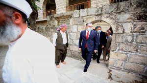 IKBY'deki Türk heyeti Ezidilerin tapınağı Laleş'i ziyaret etti 