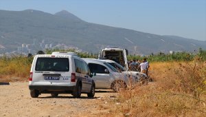 İzmir'de boş arazide erkek cesedi bulundu