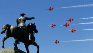 İzmir'in düşman işgalinden kurtuluşunun 98. yılı kutlanıyor 