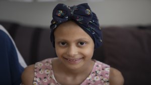 Kanserle savaşını kitaba döken 9 yaşındaki Ecrin, "mutlu son" arıyor
